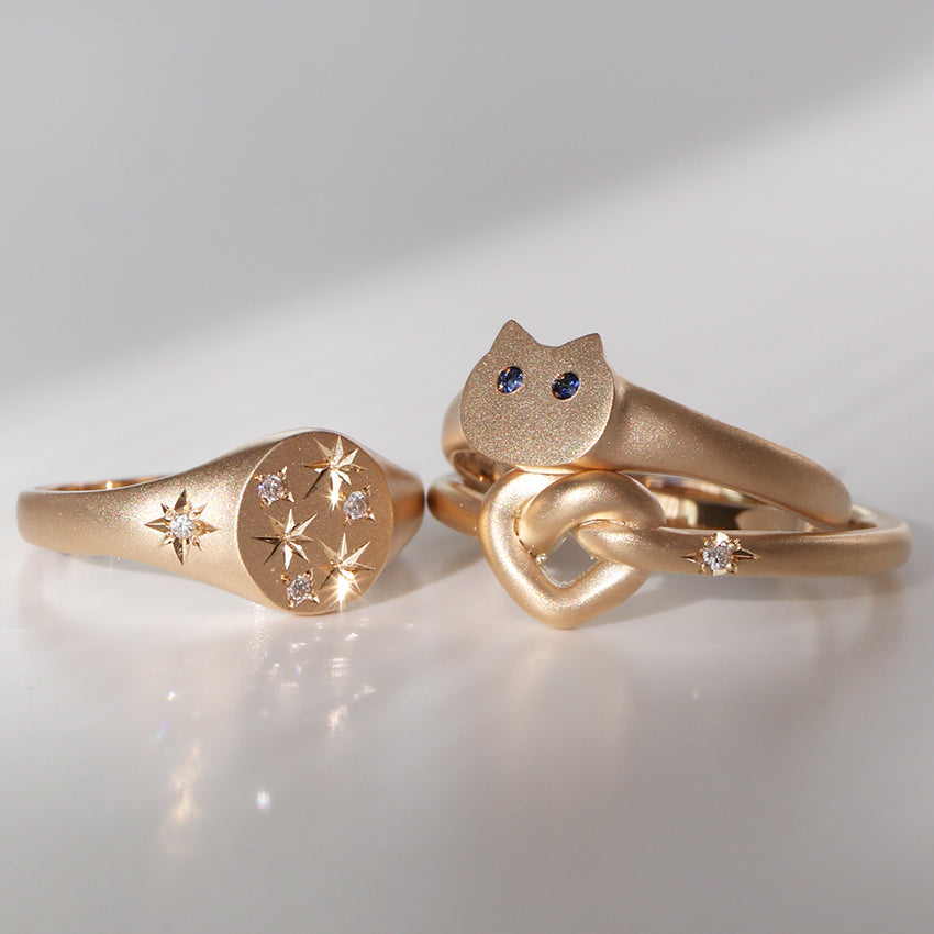 NEKO SIGNET RING